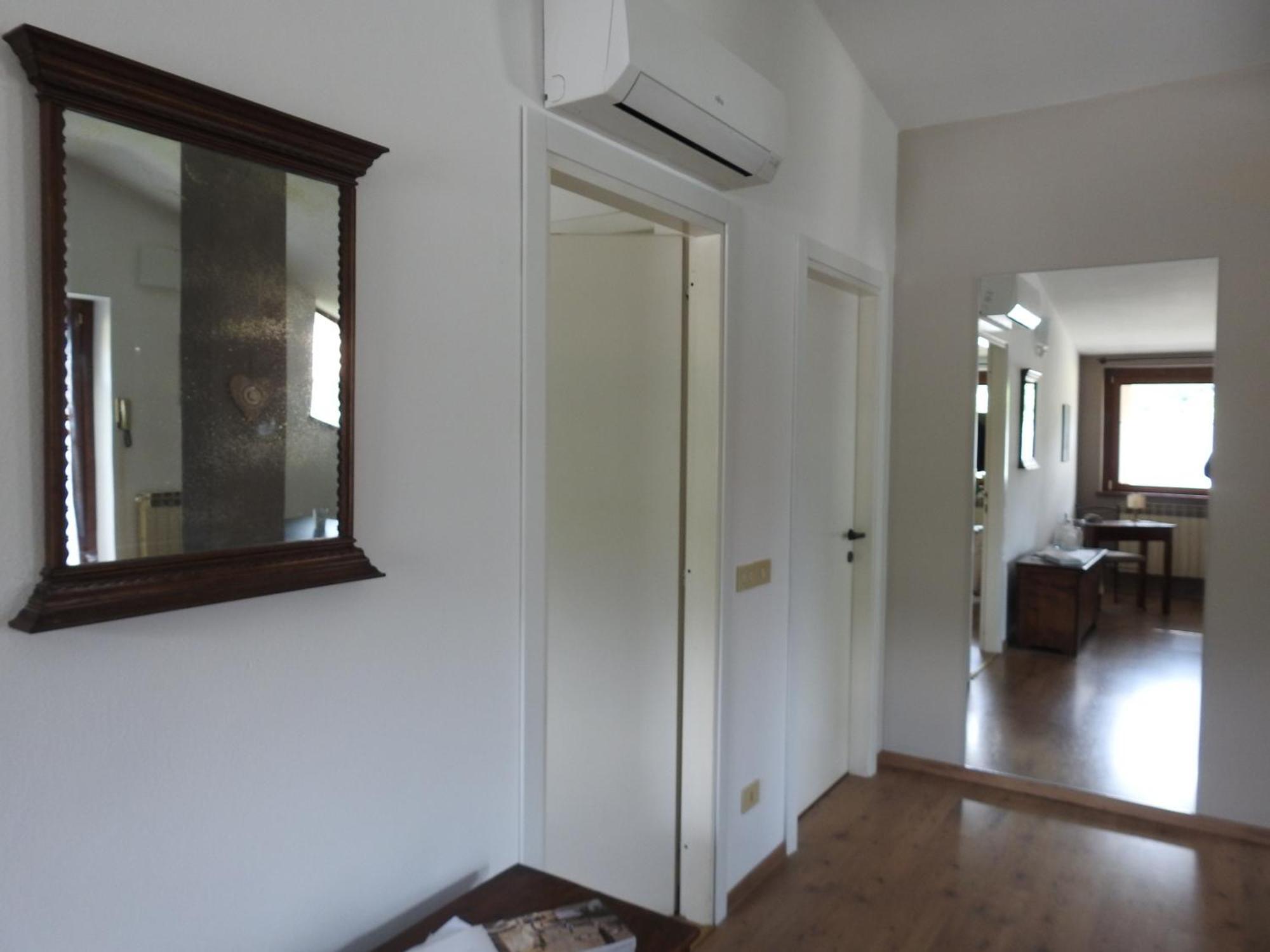 לינה וארוחת בוקר Esine La Casa Di Clara מראה חיצוני תמונה